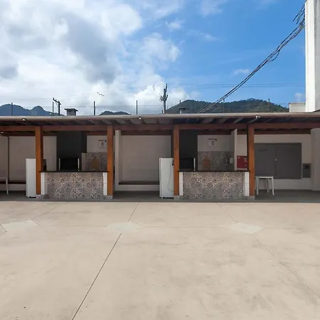 Sun Way Apartamentos com piscinas e churrasqueiras apto 4403-2
